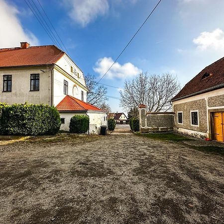 Stara Posta Hotel Telnice Екстериор снимка