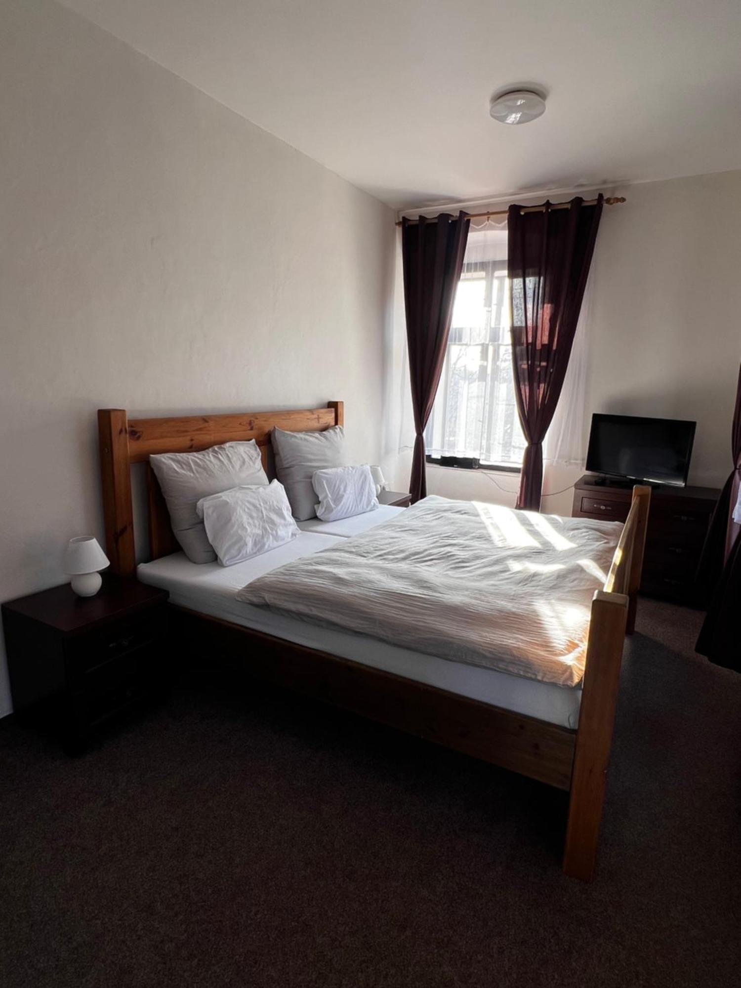 Stara Posta Hotel Telnice Екстериор снимка